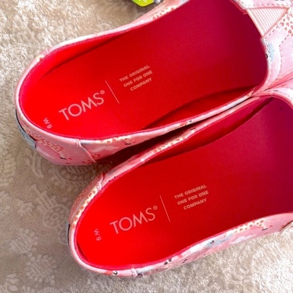 Brand New Toms Pink Blossom Over the Moon Print Cows Slip On Shoes Flats - Picture 5 of 14